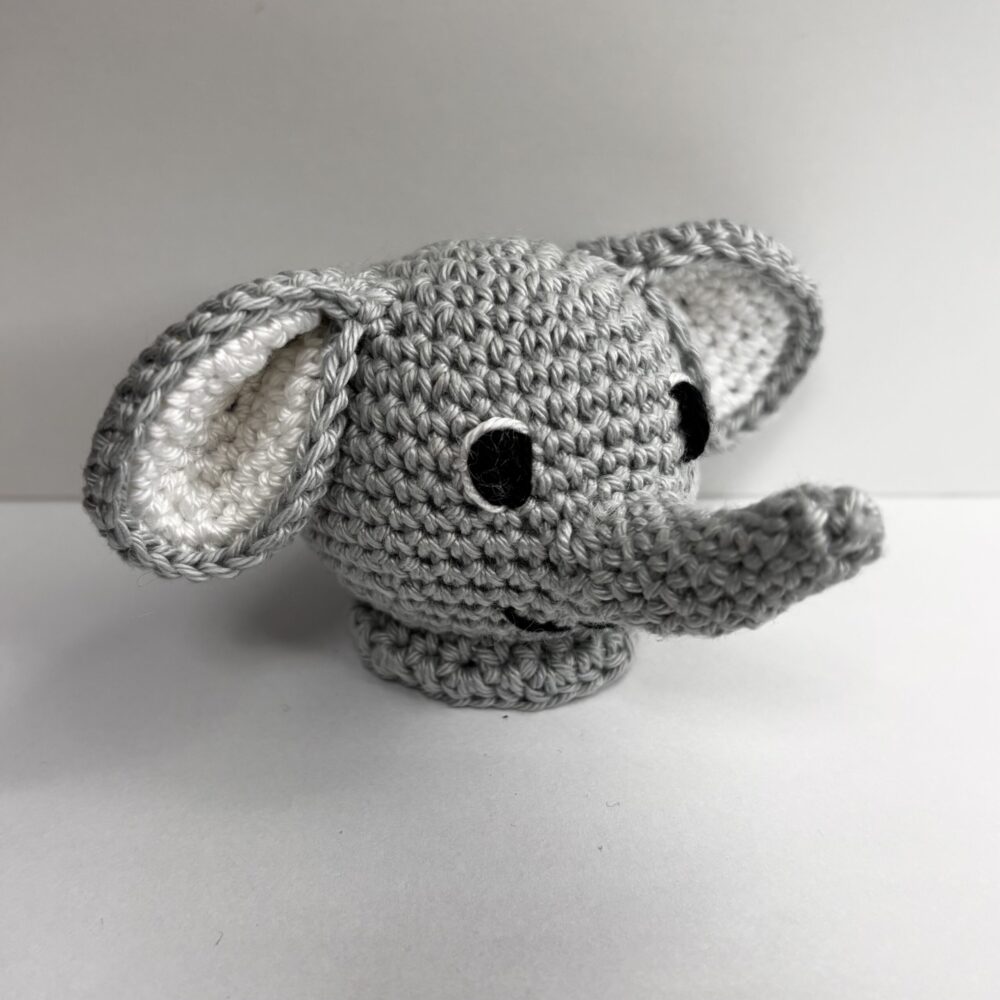 Sötétszürke szundikendő hímzett névvel kisfiúknak - Image 2