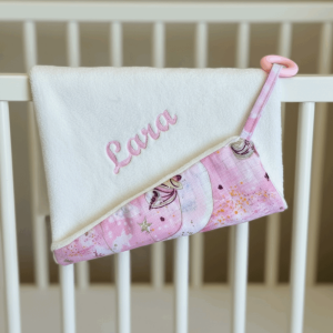 Törtfehér rágókás nyunyóka lányoknak